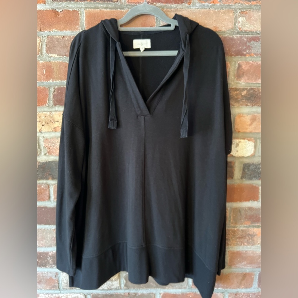 Lou & Grey Black Drawstring Tunic Hoodie